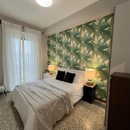 Apartamento Urban Jungle - Self Check-in, Metro, Train