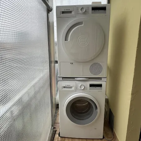 Urban Jungle - Self Check-in, Metro, Train Apartamento *