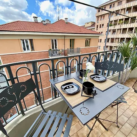 Urban Jungle - Self Check-in, Metro, Train * טורינו