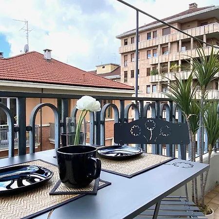 아파트 Urban Jungle - Self Check-in, Metro, Train *