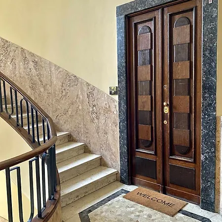 Urban Jungle - Self Check-in, Metro, Train 아파트 *